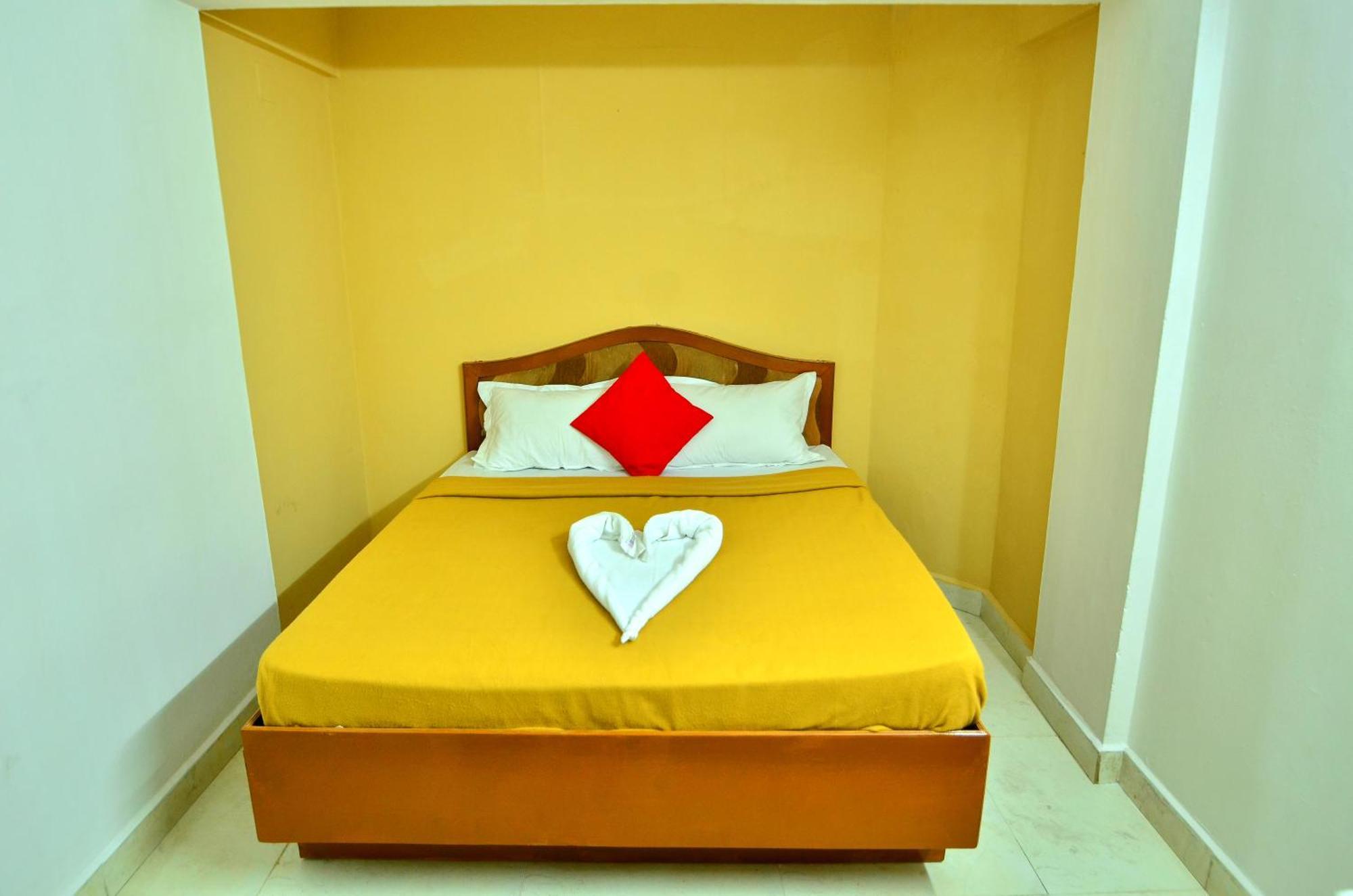 Estay Sk Residency Ooty Exteriör bild