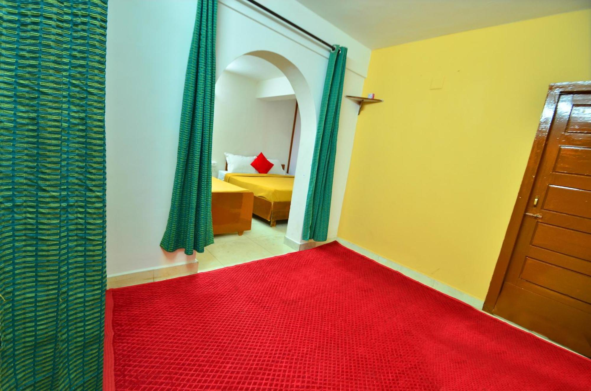 Estay Sk Residency Ooty Exteriör bild