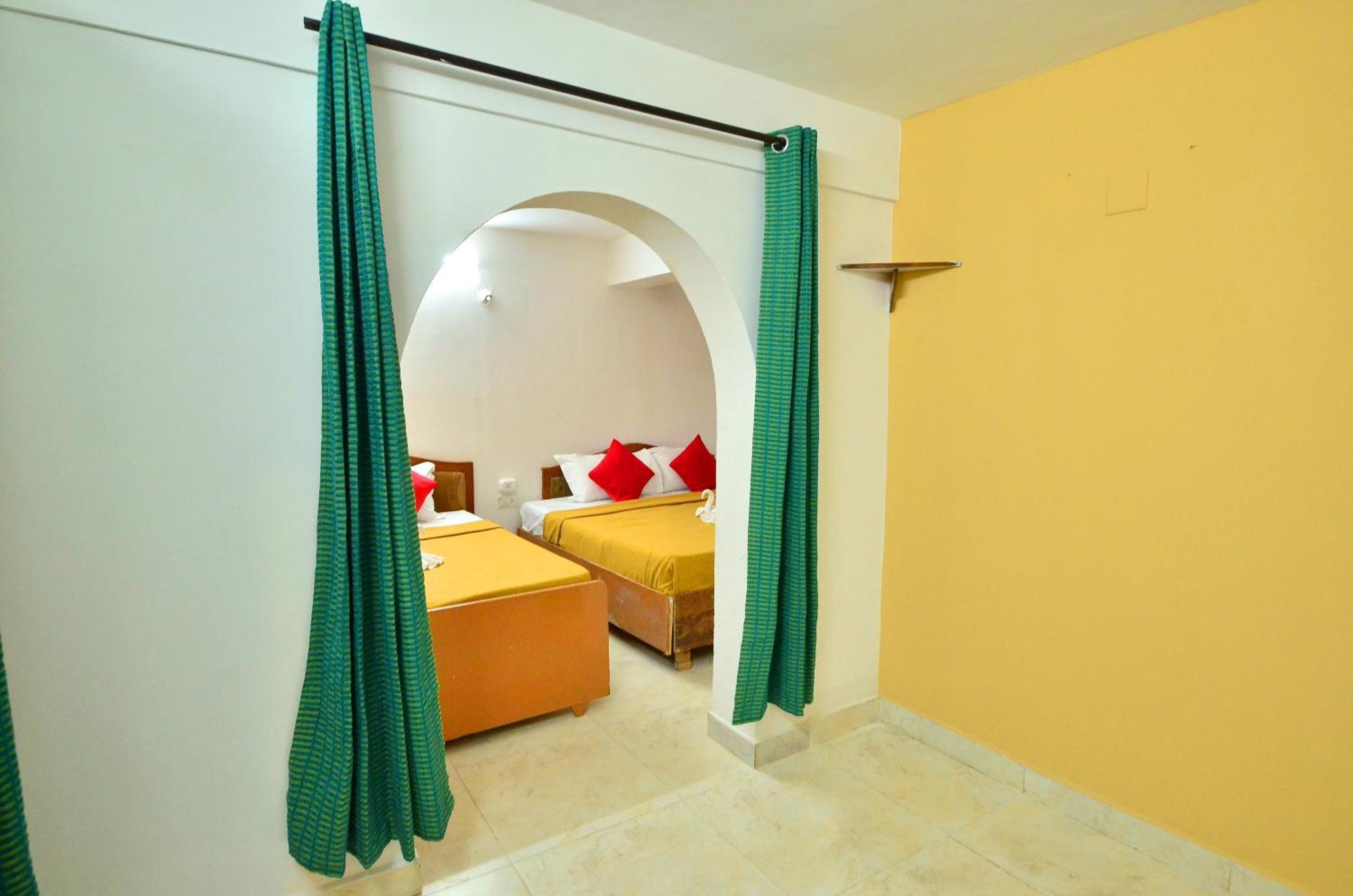Estay Sk Residency Ooty Exteriör bild